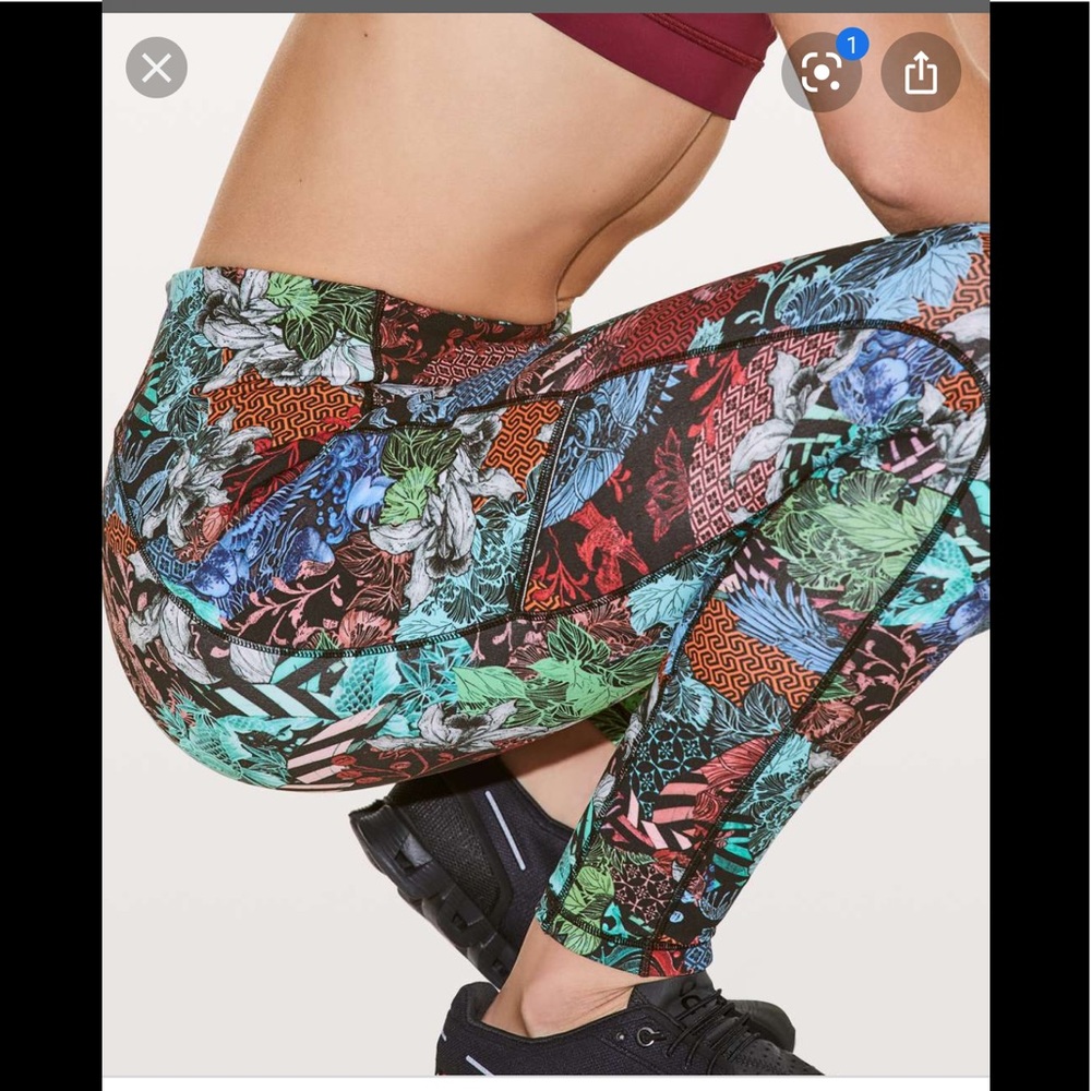 Lululemon Speed Up Tight *Full-On Luxtreme 28"
Zen Clash Multi size 2